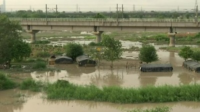 overflowing Yamuna inundated low-lying areas in Delhi (ANI)