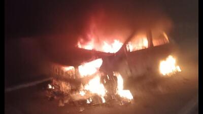 A moving car caught fire inside Katraj tunnel on Pune-Satara highway (HT PHOTO)