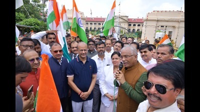 Chief Justice Rajesh Bindal (blue t-shirt) and HCBA president (holding Mike) addressing rally. (HT)