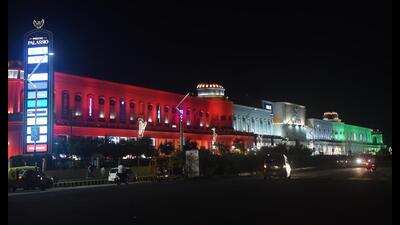 Facade of a mall soaked in Tricolour lights ahead of Independence Day. (Deepak Gupta/HT) Facade of a mall soaked in Tricolour lights ahead of Independence Day. (Deepak Gupta/HT)