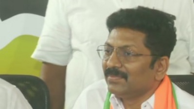 BJP Madurai chief quits after slipper hurled at TN minister (ANI)