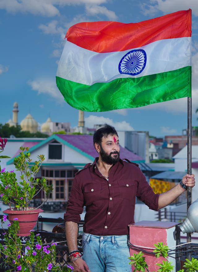 Actor Santosh Shukla in Lucknow.