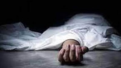 The victim reportedly climbed the terrace wall to raise the flag but slipped while tying it to the pole. The victim reportedly climbed the terrace wall to raise the flag but slipped while tying it to the pole.