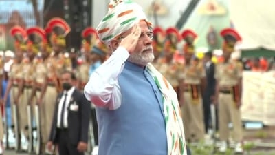 PM Modi inspects the inter-services and police Guard of Honour at Red Fort PM Modi inspects the inter-services and police Guard of Honour at Red Fort