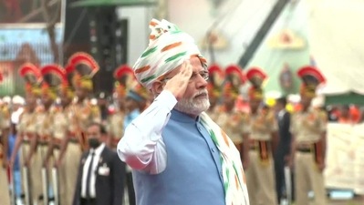 PM Modi inspects the inter-services and police Guard of Honour at Red Fort