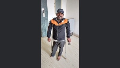 The image, which was shared alongside a LinkedIn post, shows the specially-abled Swiggy delivery agent Krishnappa Rathod. (LinkedIn/Rohit Kumar Singh) The image, which was shared alongside a LinkedIn post, shows the specially-abled Swiggy delivery agent Krishnappa Rathod. (LinkedIn/Rohit Kumar Singh)