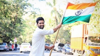 Vicky Kaushal says Jai Hind with beautiful video of national flag at his home on Independence Day 2022&nbsp; (Instagram)