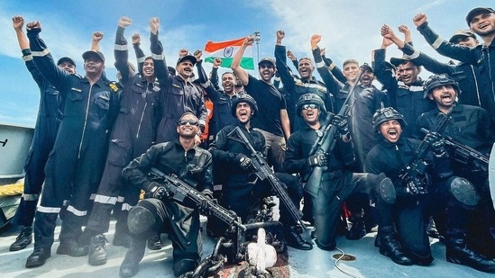 Ahead of Independence Day, Kartik Aaryan met Indian Navy officers. He shared a slew of photos with the officers and posed with a gun. He shared another set of photos with the Indian flag and captioned it, "Proud to be an Indian. Happy Independence Day."(Instagram/@kartikaaryan)