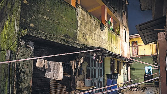 Mumbai, India - August 15, 2022: Two senior citizens died after the ceiling portion from the first floor of the ground-plus-two Moti Chhaya Building collapsed on Monday evening at Mulund (East), in Mumbai, India, on Monday, August 15, 2022. (Photo by Satish Bate/ Hindustan Times) (Satish Bate/HT PHOTO)