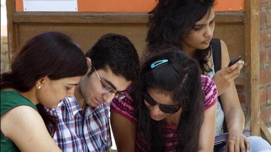 Students in the process of getting admission at Miranda House College in New Delhi. The admission process is on for the new academic session in Delhi University. (Photo by Sushil Kumar/Hindustan Times)