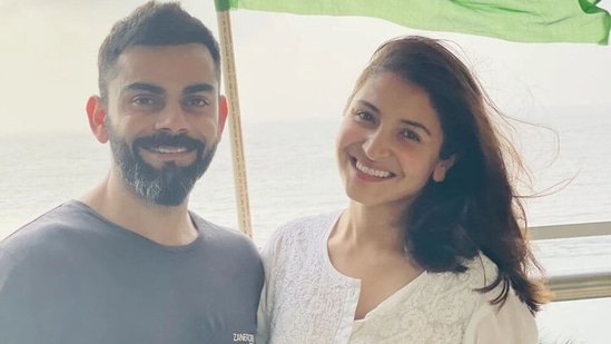 Independence Day 2022: Anushka Sharma and Virat Kohli celebrate 75 years of Independence, share pic with Tricolour&nbsp;(Insatgram)