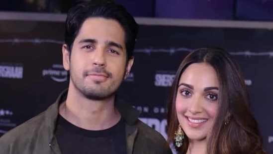 Kiara Advani and Sidharth Malhotra have been rumoured of dating each other for over a year now. Kiara Advani and Sidharth Malhotra have been rumoured of dating each other for over a year now.
