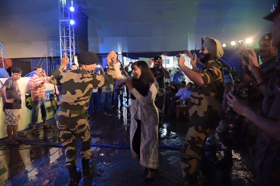 Shilpa Rao with the jawans Shilpa Rao with the jawans