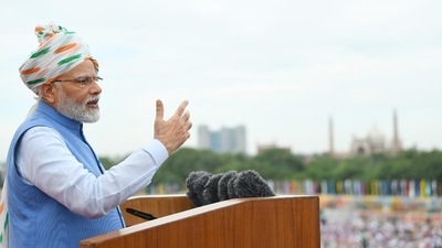 Prime Minister Narendra Modi addresses the nation on Independence Day, at Red Fort in New Delhi, on Monday. (HT photo) Prime Minister Narendra Modi addresses the nation on Independence Day, at Red Fort in New Delhi, on Monday. (HT photo)