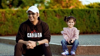 Kapil Sharma with his daughter Anayra Sharma. Kapil Sharma with his daughter Anayra Sharma. 