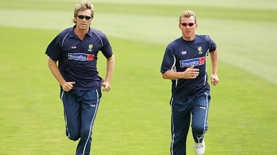 Glenn McGrath (Left) Brett Lee. (Getty) Glenn McGrath (Left) Brett Lee. (Getty)