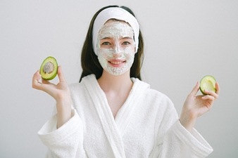 Ayurvedic skincare tips: 4 Ayurveda-approved ways to get healthy skin in monsoon (Anna Shvets) Ayurvedic skincare tips: 4 Ayurveda-approved ways to get healthy skin in monsoon (Anna Shvets)