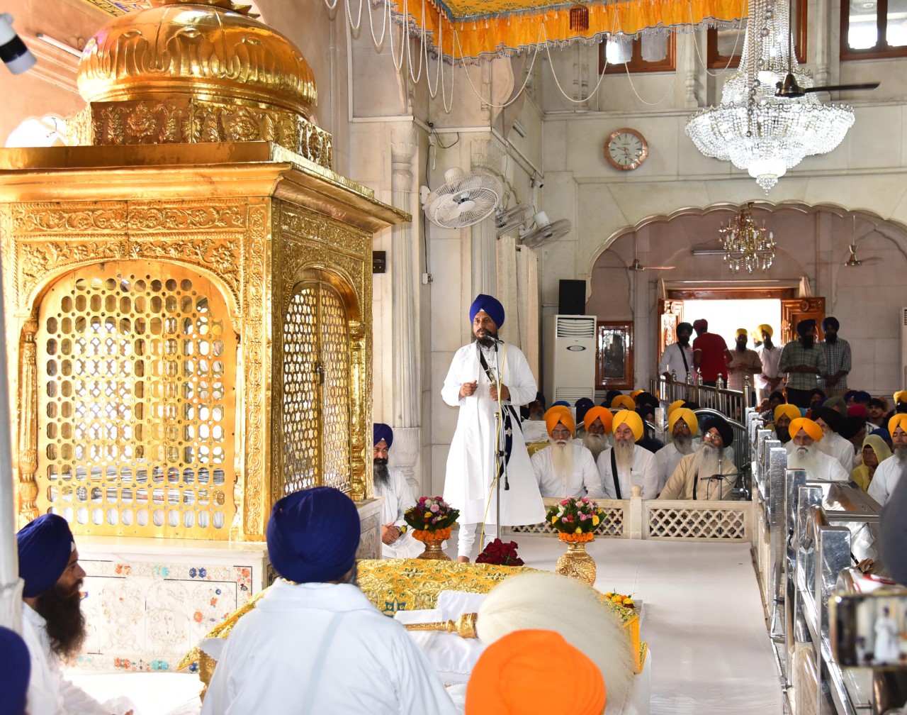 The acting jathedar said “open visas” should be granted to those born before 1947 on either side so that they can easily visit their birthplace, ancestral places and religious shrines. (HT PHOTO) The acting jathedar said “open visas” should be granted to those born before 1947 on either side so that they can easily visit their birthplace, ancestral places and religious shrines. (HT PHOTO)