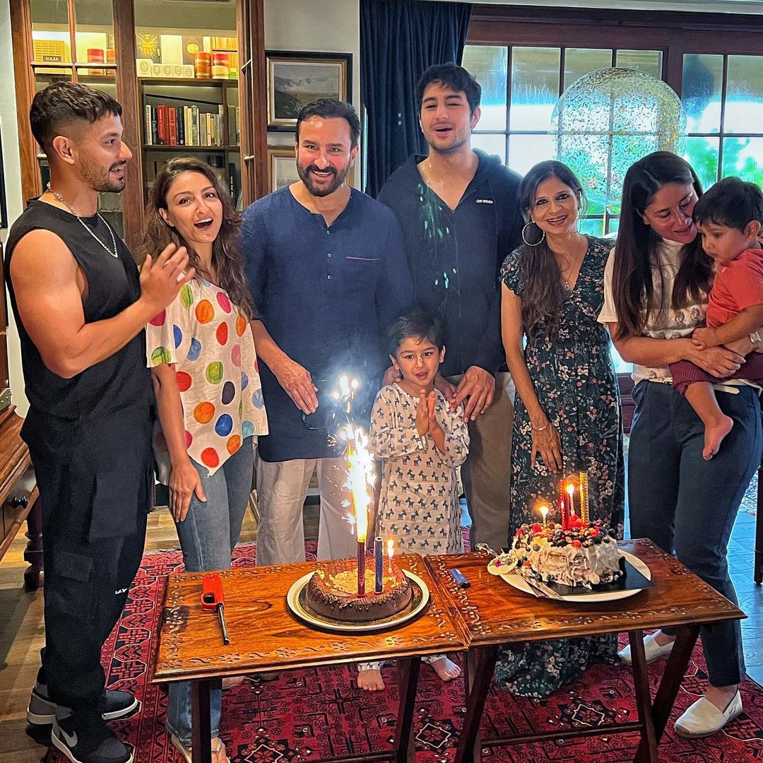 Inside Saif Ali Khan's birthday celebration with Ibrahim, Taimur, Jeh,  Kareena Kapoor, Soha, Saba, Kunal Kemmu. See pics | Bollywood