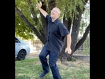 'Dancing Dad from US,' Ricky Pond is seen grooving to Chale Jaise Hawayein from SRK, Sushmita Sen's Main Hoon Na. (Instagram/@ricky.pond) 'Dancing Dad from US,' Ricky Pond is seen grooving to Chale Jaise Hawayein from SRK, Sushmita Sen's Main Hoon Na. (Instagram/@ricky.pond)