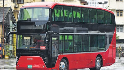 First electric double decker BEST bus arrives at Colaba Depot (Bhushan Koyande/HT Photo) First electric double decker BEST bus arrives at Colaba Depot (Bhushan Koyande/HT Photo)