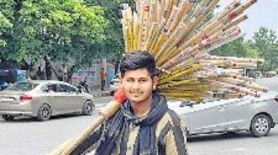 Qurban Ansari, 19, lives in Gurugram’s Madipur Chowk in Sector 19.