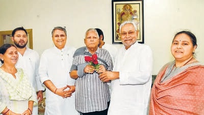 Bihar chief minister Nitish Kumar with RJD chief Lalu Prasad, deputy chief minister Tejashwi Yadav and former chief minister Rabri Devi in Patna on Wednesday. (Santosh Kumar/HT photo) Bihar chief minister Nitish Kumar with RJD chief Lalu Prasad, deputy chief minister Tejashwi Yadav and former chief minister Rabri Devi in Patna on Wednesday. (Santosh Kumar/HT photo)