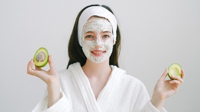 Quick skincare hacks for daily skin regime: Experts share insights (Anna Shvets) Quick skincare hacks for daily skin regime: Experts share insights (Anna Shvets)