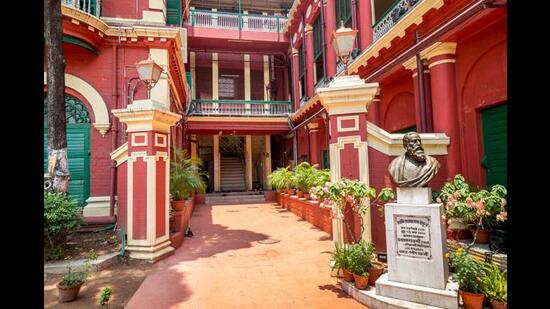 The haveli in the parable was probably a lot like Kolkata’s Jorasanko Thakurbari, the birthplace of Rabindranath Tagore. (Shutterstock) The haveli in the parable was probably a lot like Kolkata’s Jorasanko Thakurbari, the birthplace of Rabindranath Tagore. (Shutterstock)