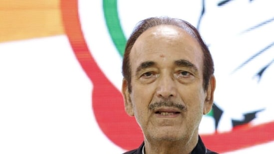 Ghulam Nabi Azad refused the post of the Congress's campaign committee chairman in J&amp;K.&nbsp;