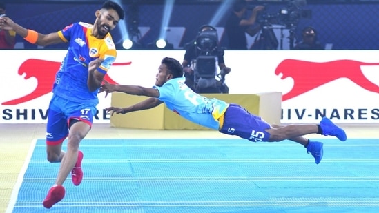 Players in action at the Ultimate Kho Kho league. (Ultimate Kho Kho)