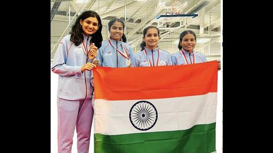 The Indian junior women epee fencing team comprised Kashvi Garg from Chandigarh, Taniksha Khatri from Haryana, Dyaneshwari Shinde from Maharashtra and Pragya Singh from Madhya Pradesh. (HT Photo)