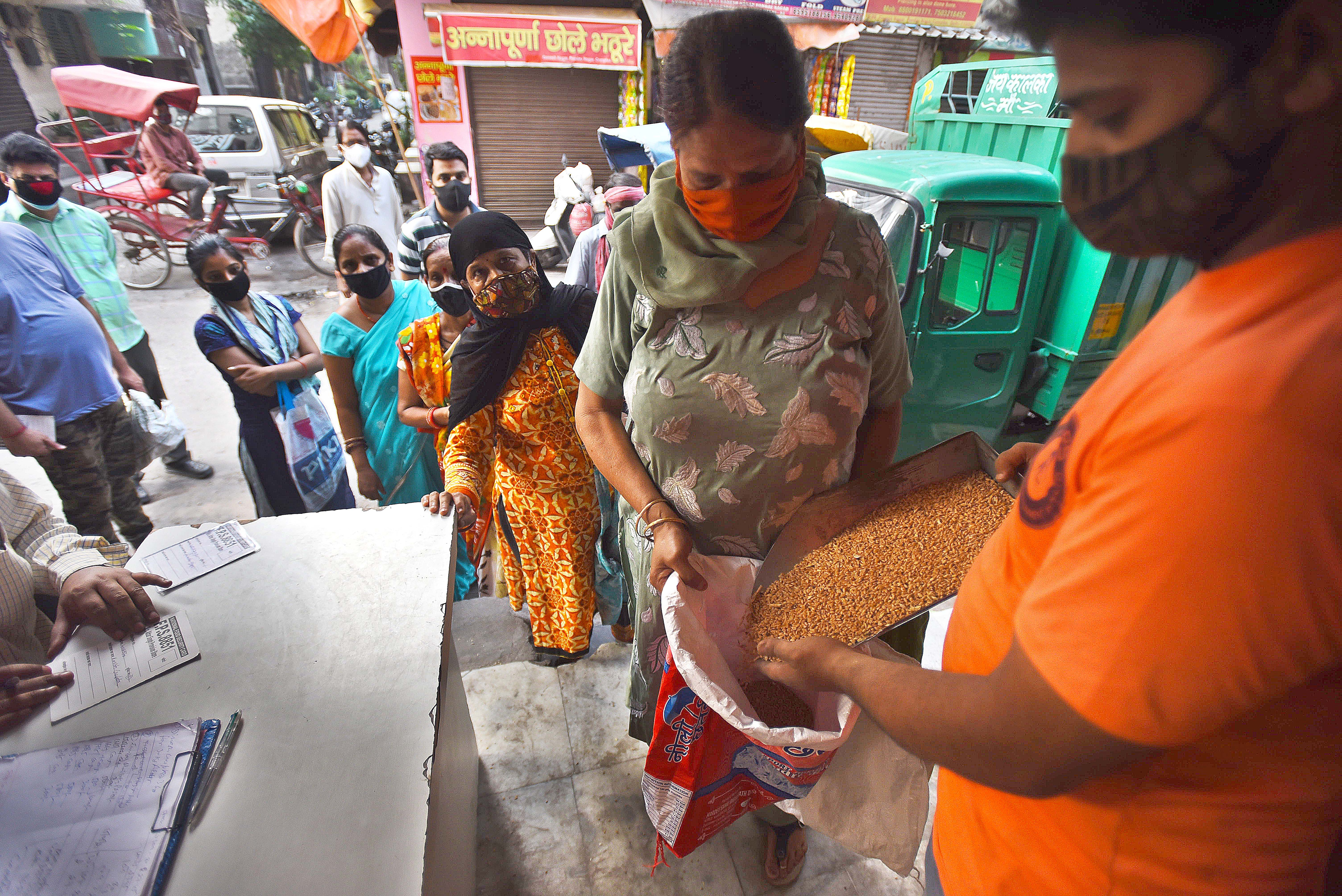 The word freebies carries a pejorative connotation that makes one think of populist programmes, aimed at poor people, but does not seem to include corporate loan waivers or corporate tax relief.&nbsp; (Raj K Raj/HT Photo)