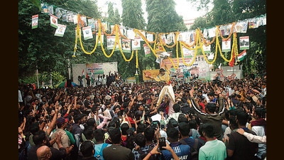 At SP college, a Dahi Handi with books was organised on Thursday. (HT PHOTO) At SP college, a Dahi Handi with books was organised on Thursday. (HT PHOTO)