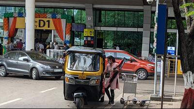 Many autorickshaw drivers were asking more than meter rates from passengers during spot visits to various areas in the city. Passengers board an auto at Pune airport on Thursday. (Shankar Narayan/HT PHOTO) Many autorickshaw drivers were asking more than meter rates from passengers during spot visits to various areas in the city. Passengers board an auto at Pune airport on Thursday. (Shankar Narayan/HT PHOTO)