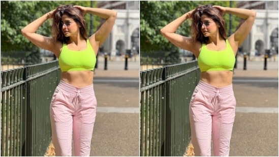 Aamna’s fashion diaries are getting better by the day. A few days back, the actor slayed casual fashion goals in a sports bra and a pair of trousers.(Instagram/@aamnasharifofficial)