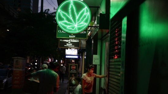 A view of people outside a cannabis shop in Bangkok, Thailand &nbsp;(REUTERS/Jorge Silva)
