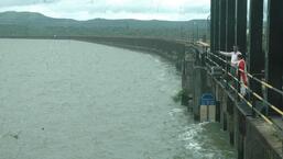 By 9:30 pm on Friday, 15,000 cusec water was released from Khadakwasla dam. (HT PHOTO) By 9:30 pm on Friday, 15,000 cusec water was released from Khadakwasla dam. (HT PHOTO)