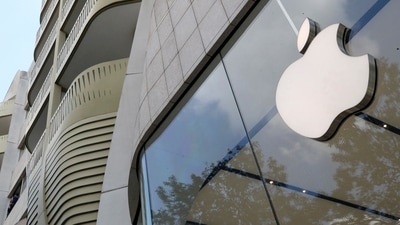 The Apple Inc logo is seen at the entrance to the Apple store in Brussels, Belgium. (REUTERS)