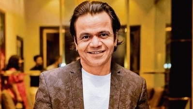 Rajpal Yadav dedicates his popular character Chotta Pandit from Bhool Bhulaiyaa to Charlie Chaplin. Rajpal Yadav dedicates his popular character Chotta Pandit from Bhool Bhulaiyaa to Charlie Chaplin.