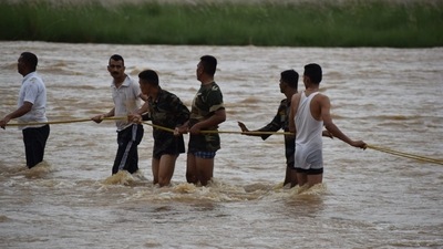 11 stranded civilians rescued from island in Kangra, Himachal (ANI) 11 stranded civilians rescued from island in Kangra, Himachal (ANI)