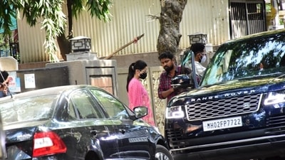 Katrina Kaif and Vicky Kaushal spotted outside a clinic in Mumbai. See their pictures here. (Varinder Chawla) Katrina Kaif and Vicky Kaushal spotted outside a clinic in Mumbai. See their pictures here. (Varinder Chawla)
