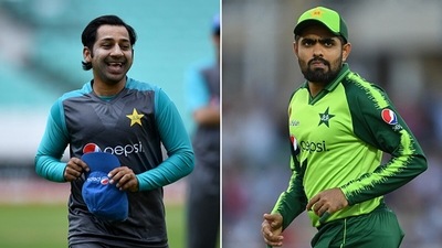 Sarfaraz Ahmed (left) and Babar Azam. (Getty Images) Sarfaraz Ahmed (left) and Babar Azam. (Getty Images)