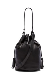 Bucket bags are used to carry any lightweight items or supplies . When travelling, bucket bags can be used to store a variety of items. (Pinterest) Bucket bags are used to carry any lightweight items or supplies . When travelling, bucket bags can be used to store a variety of items. (Pinterest)