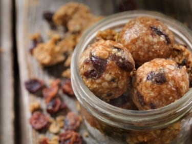 Almond butter date balls (vegan/gluten-free) (istockphoto) Almond butter date balls (vegan/gluten-free) (istockphoto)