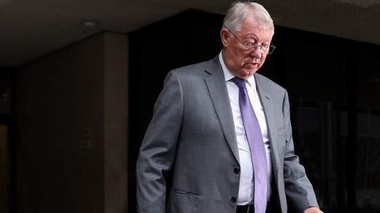 Former Manchester United manager Alex Ferguson leaves Manchester Crown Court&nbsp;(REUTERS)