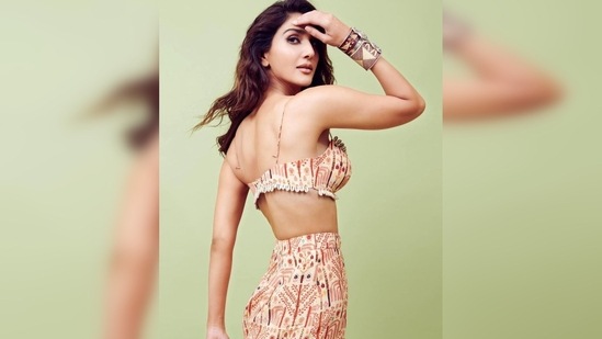 Vaani Kapoor was styled by Mohit Rai and his team, Shubhi Kumar and MRStyles.(Instagram/@vaanikapoor)
