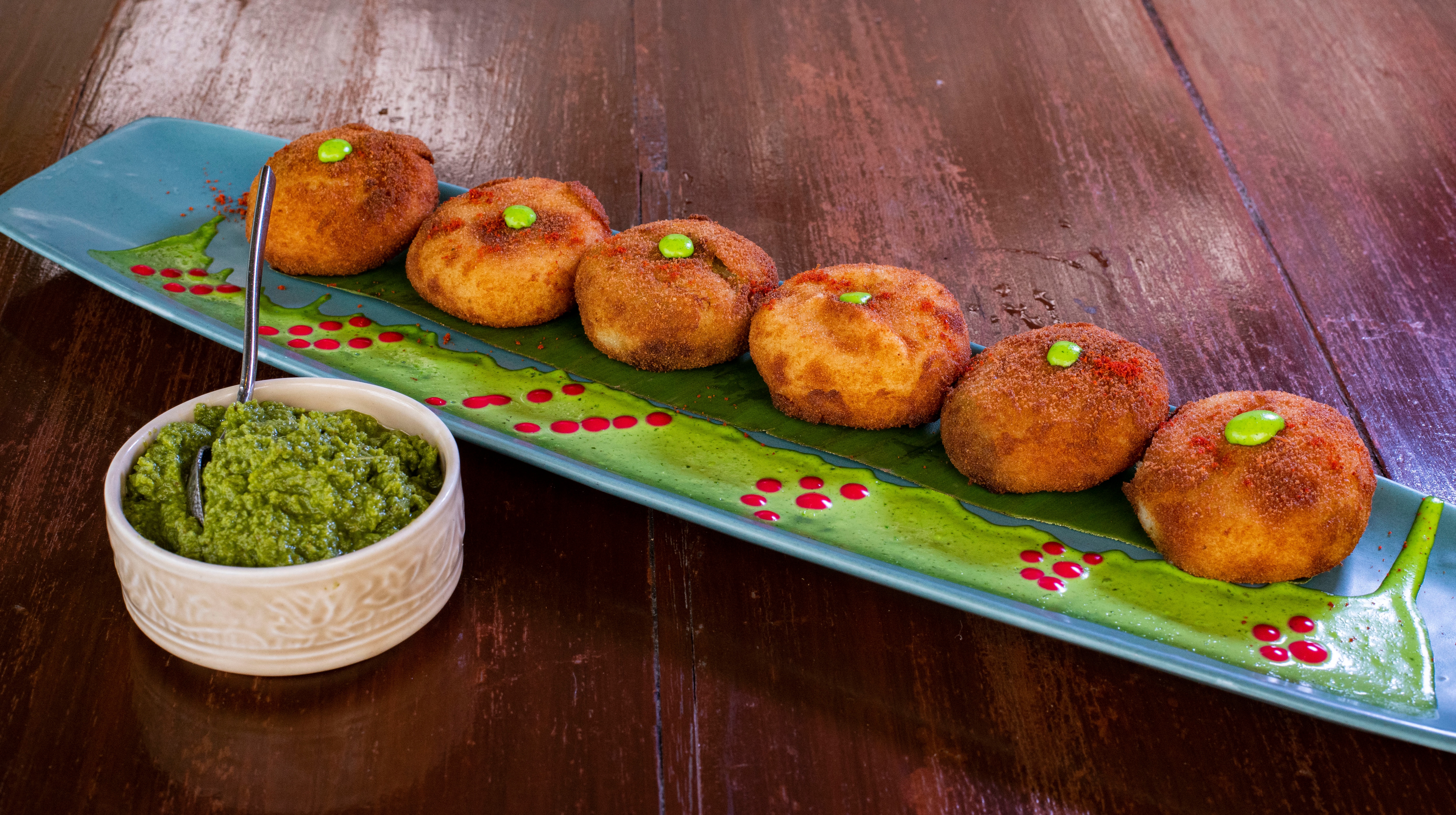 Egg and chutney pattices (Photo by Anshuman Poyrekar/ Hindustan Times) (Hindustan Times)
