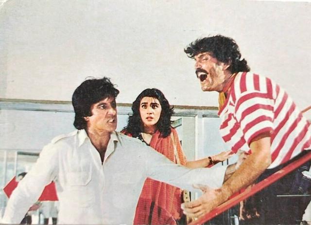 With Amitabh Bachchan and Amrita Singh in Mard