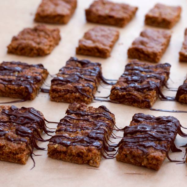 Chocolate oat bars (vegan, gluten-free)